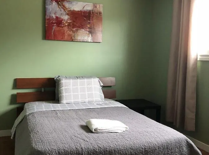 Monthly Private Rooms Male Accommodation Close To Nait Kingsway Mall Downtown